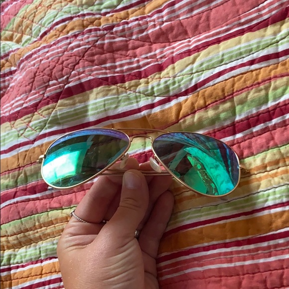 Ray Ban Aviators - Picture 3 of 5